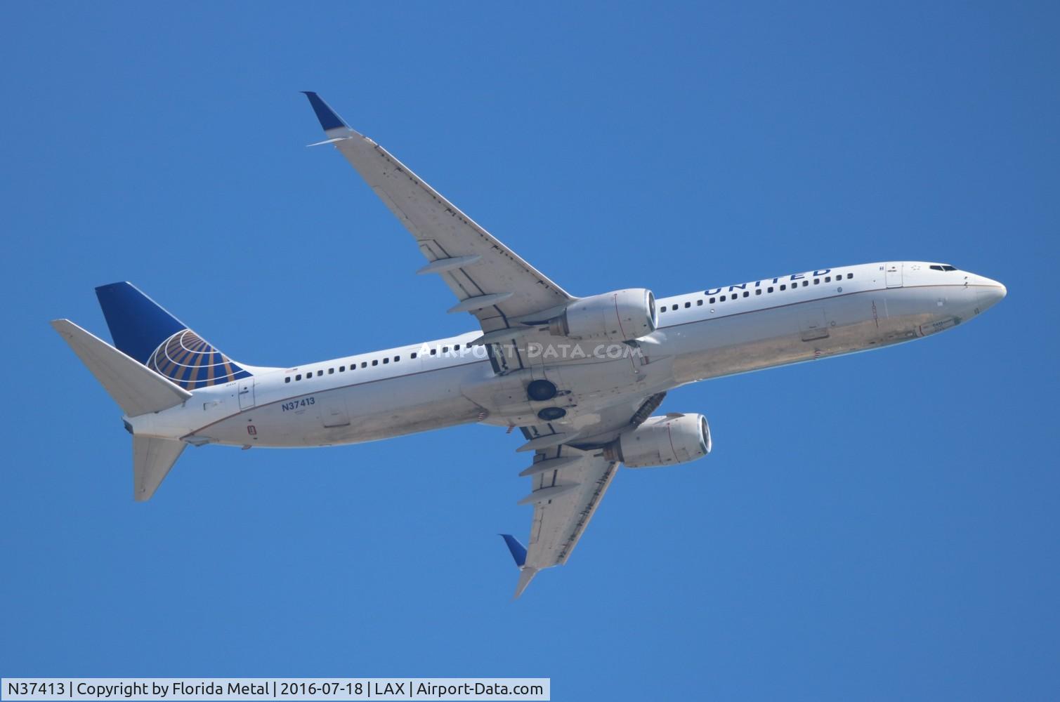 N37413, 2008 Boeing 737-924/ER C/N 31664, United