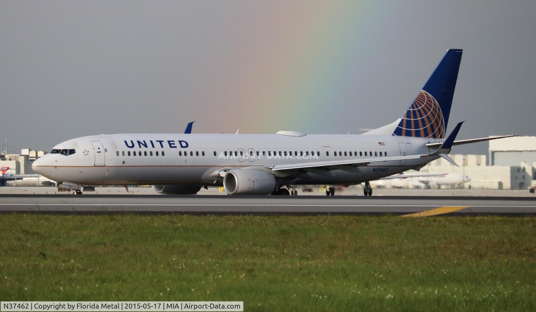 N37462, 2012 Boeing 737-924/ER C/N 37207, United