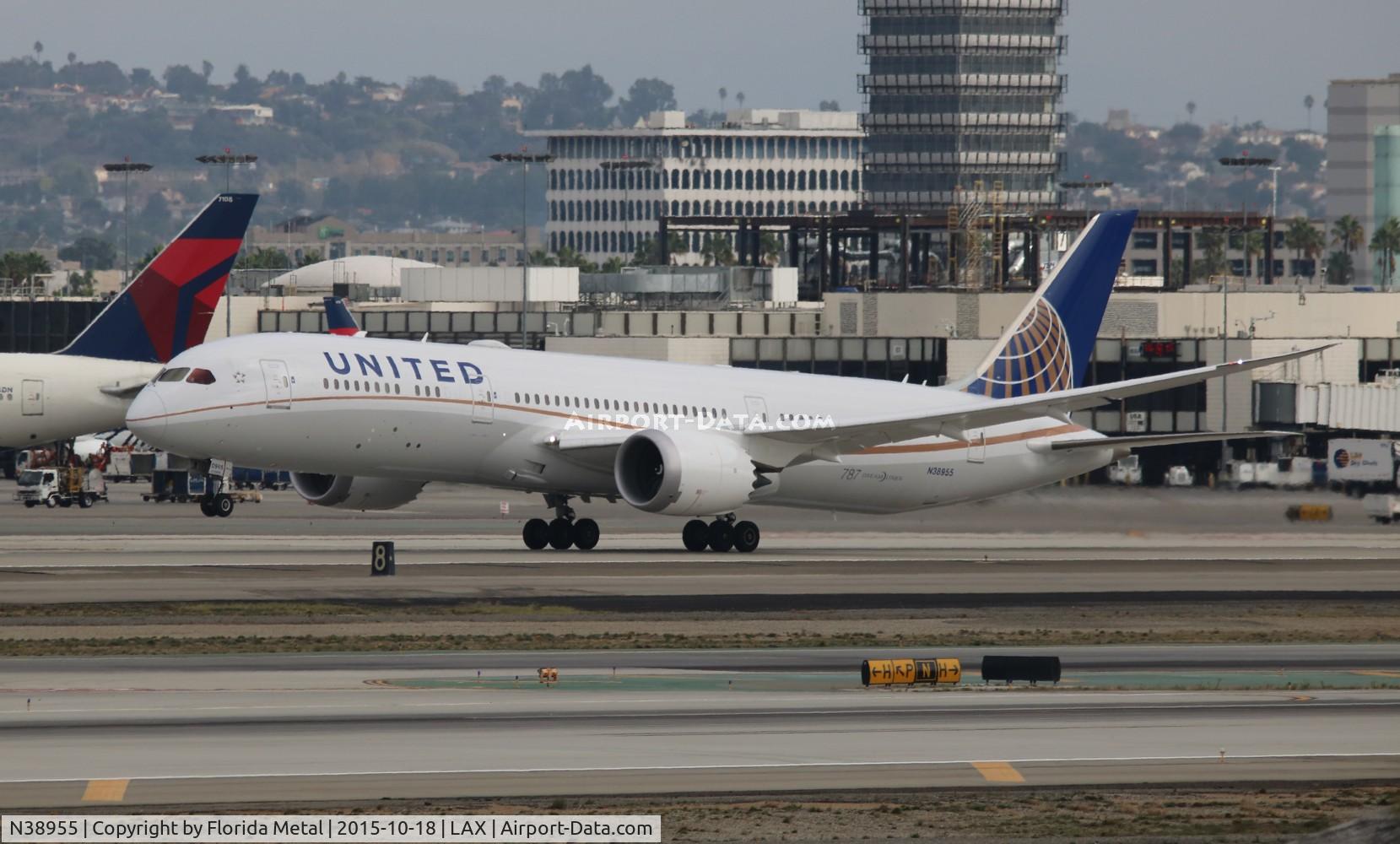 N38955, 2015 Boeing 787-9 Dreamliner C/N 37814, United