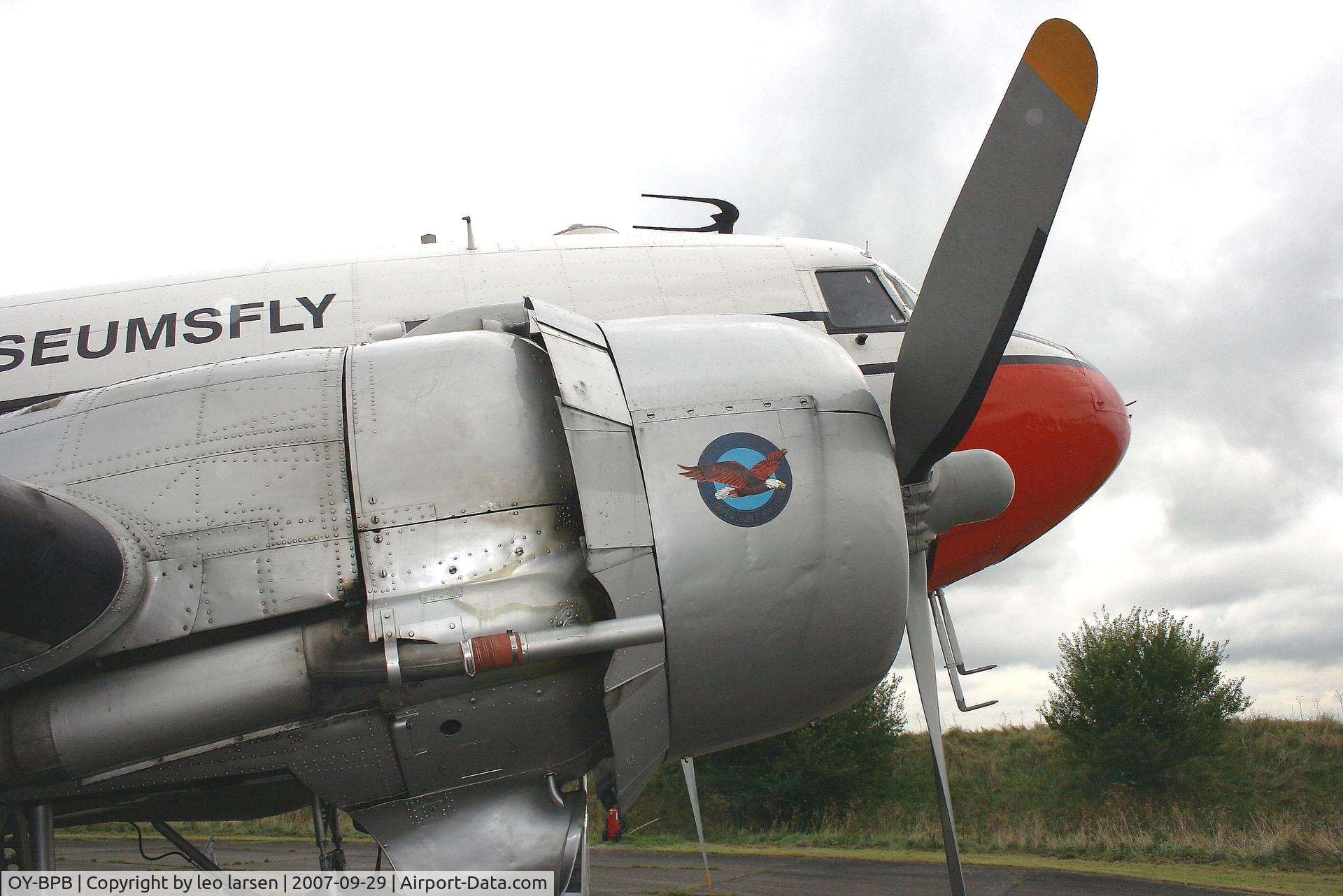 OY-BPB, 1943 Douglas C-47A-85-DL (DC-3A) Skytrain C/N 20019, Værløse Air Base 29.9.2007
