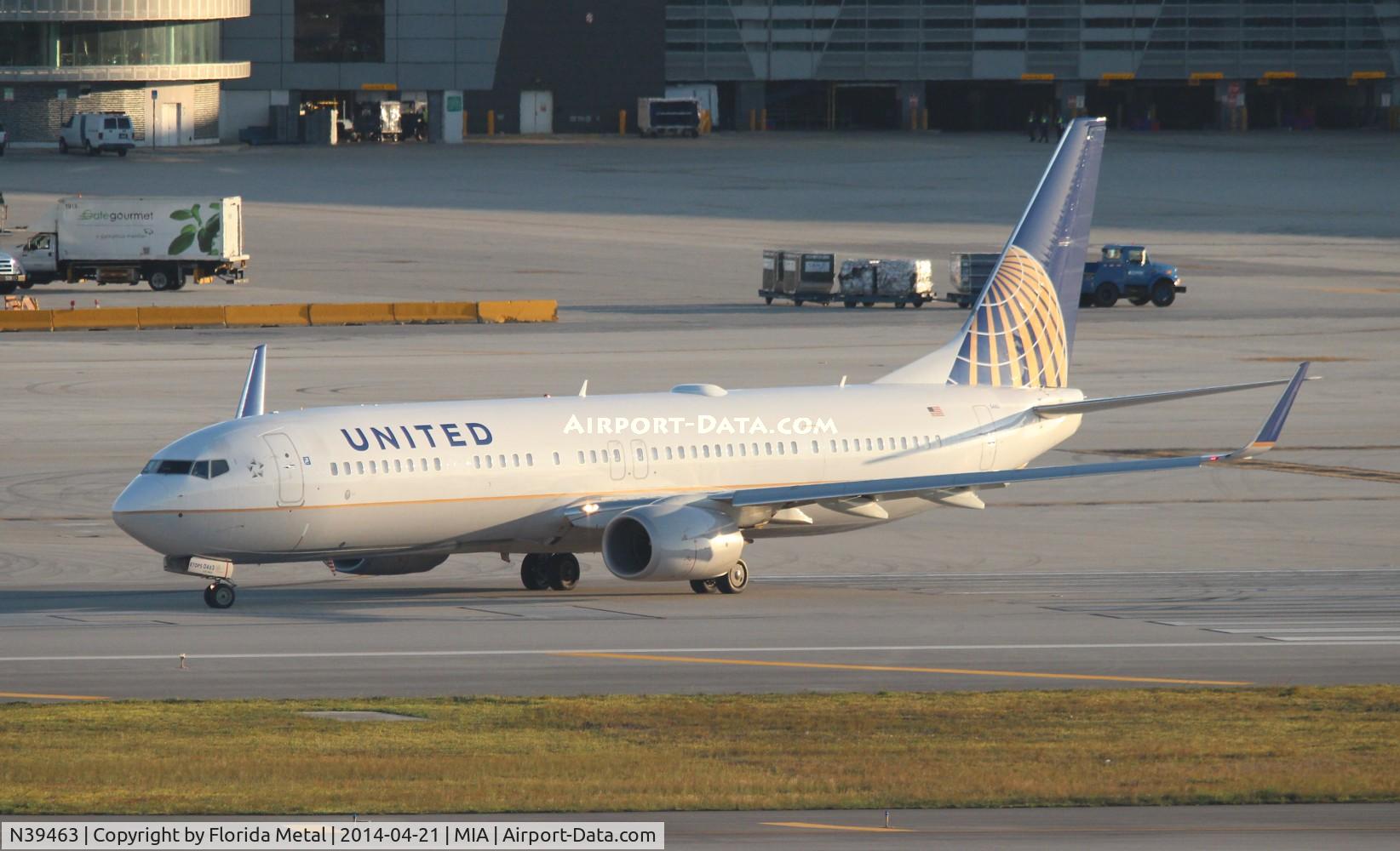 N39463, 2012 Boeing 737-924/ER C/N 37208, United