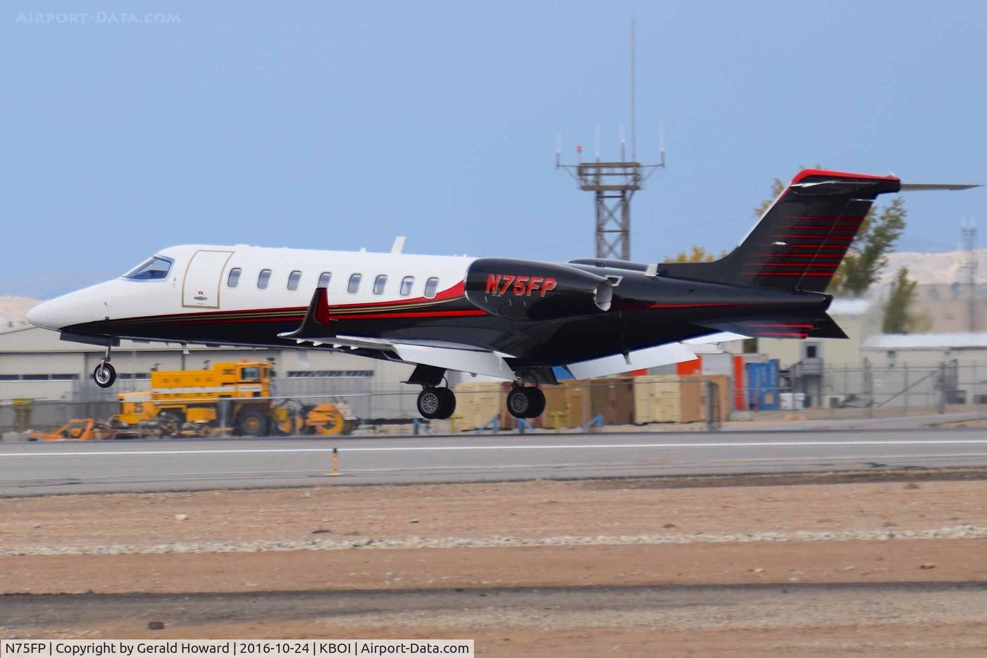 N75FP, 2014 Learjet 45 C/N 416, Landing RWY 28R.