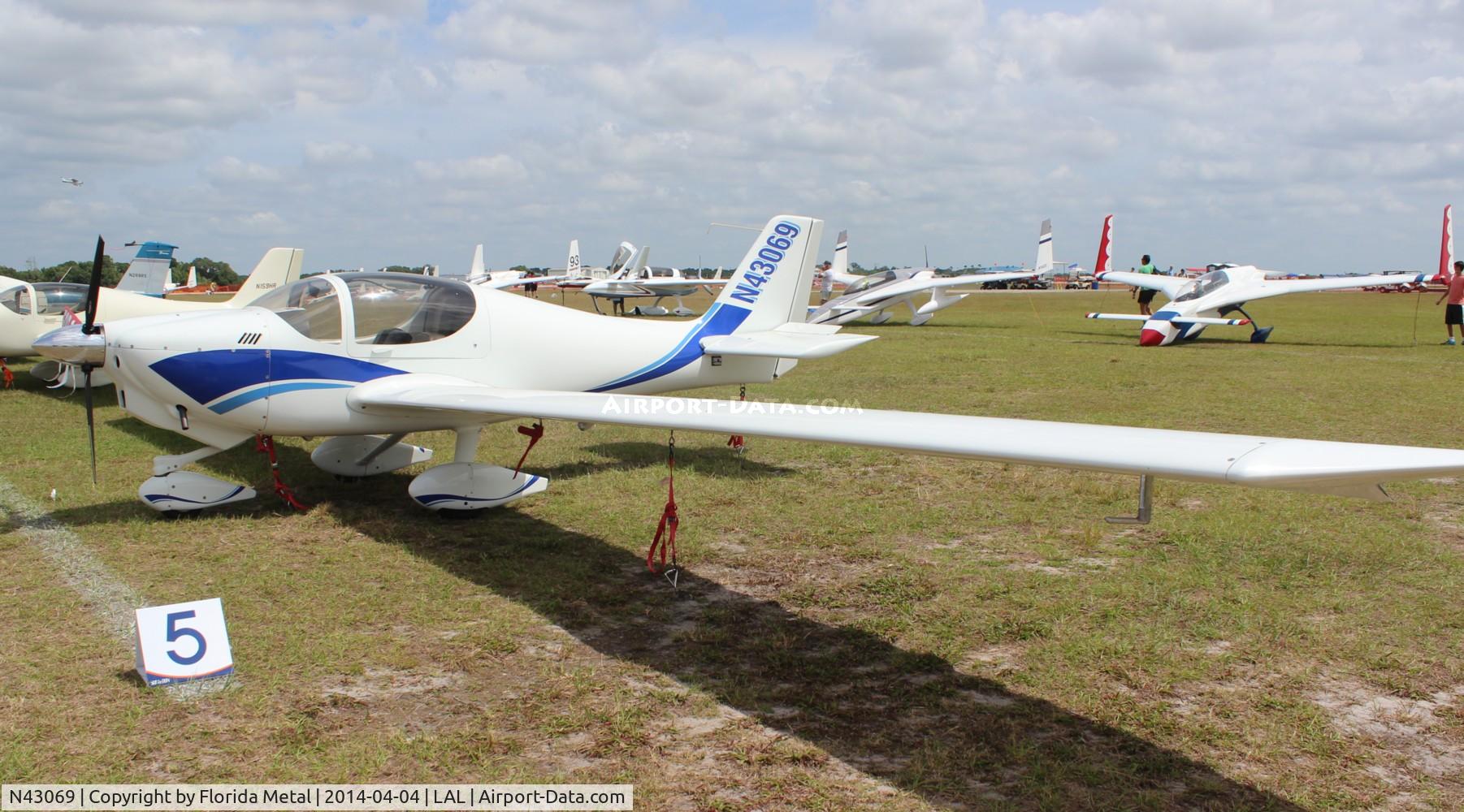 N43069, 2006 Europa Tri Gear C/N A285-01, Europa