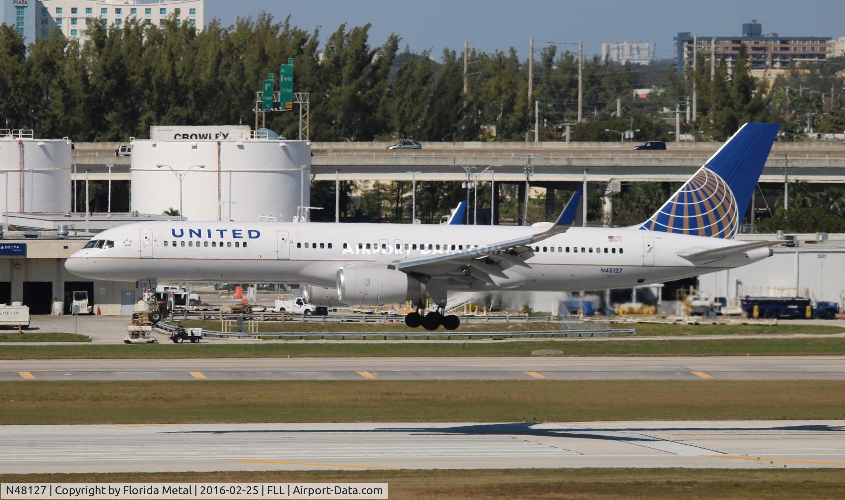 N48127, 1998 Boeing 757-224 C/N 28968, United