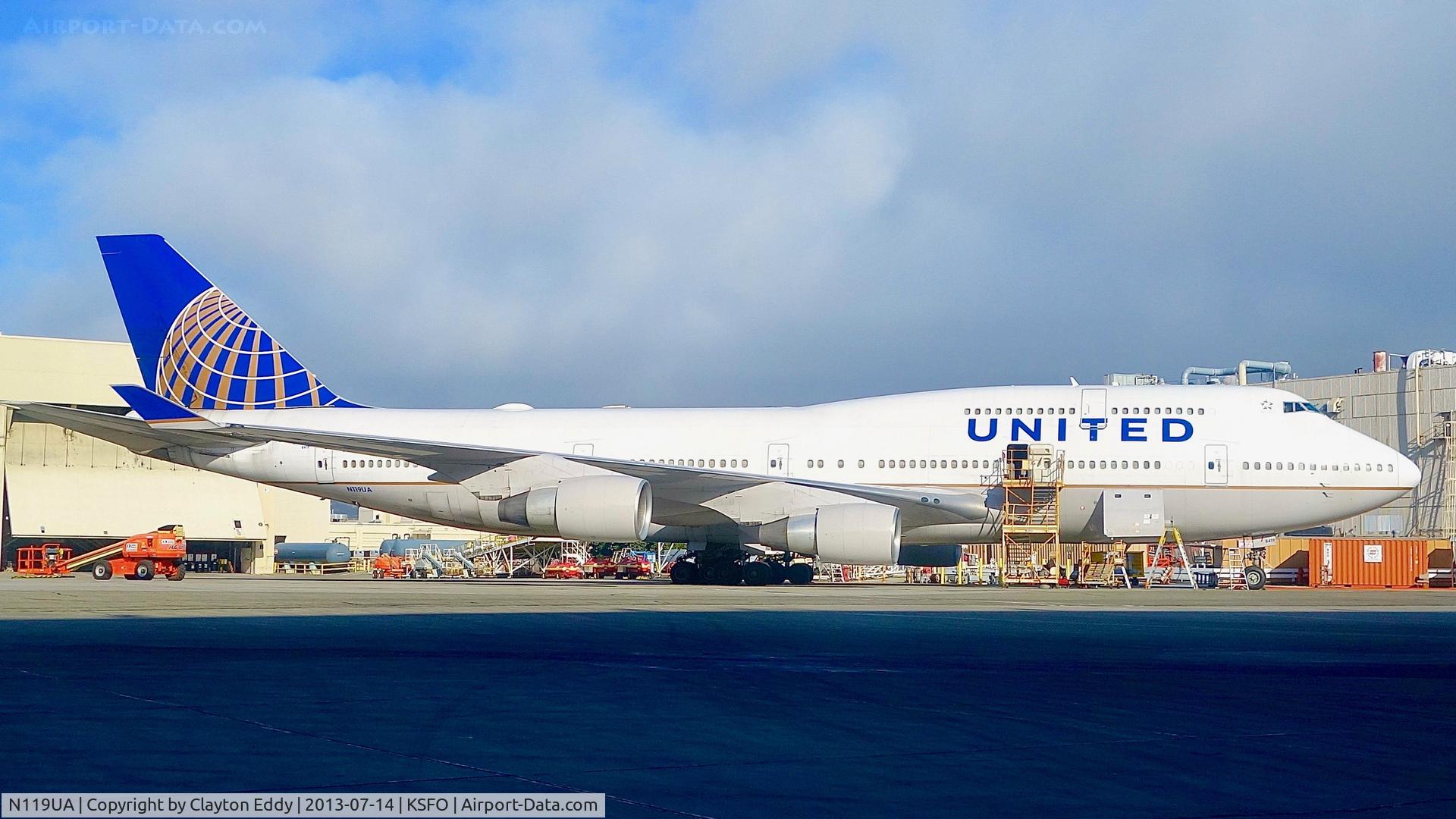N119UA, 1999 Boeing 747-422 C/N 28812, SFO 2013