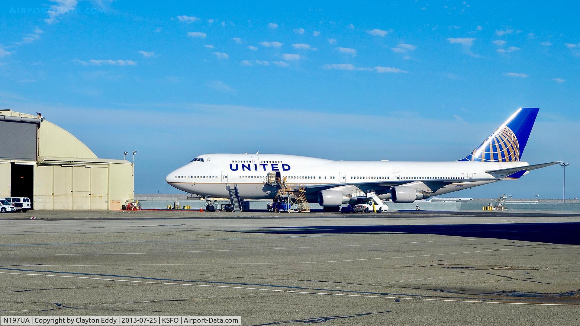 N197UA, 1997 Boeing 747-422 C/N 26901, SFO 2013