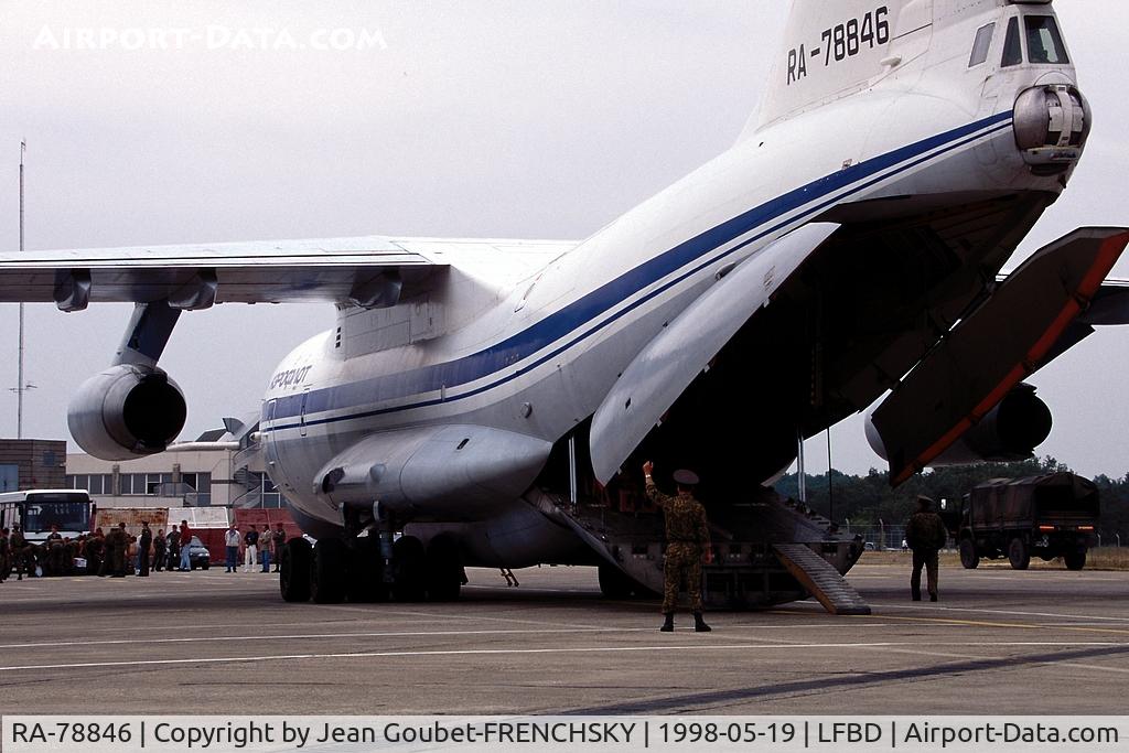 RA-78846, 1990 Ilyushin IL-76MD C/N 1003403115, Russian Federation Air Force parking Fox