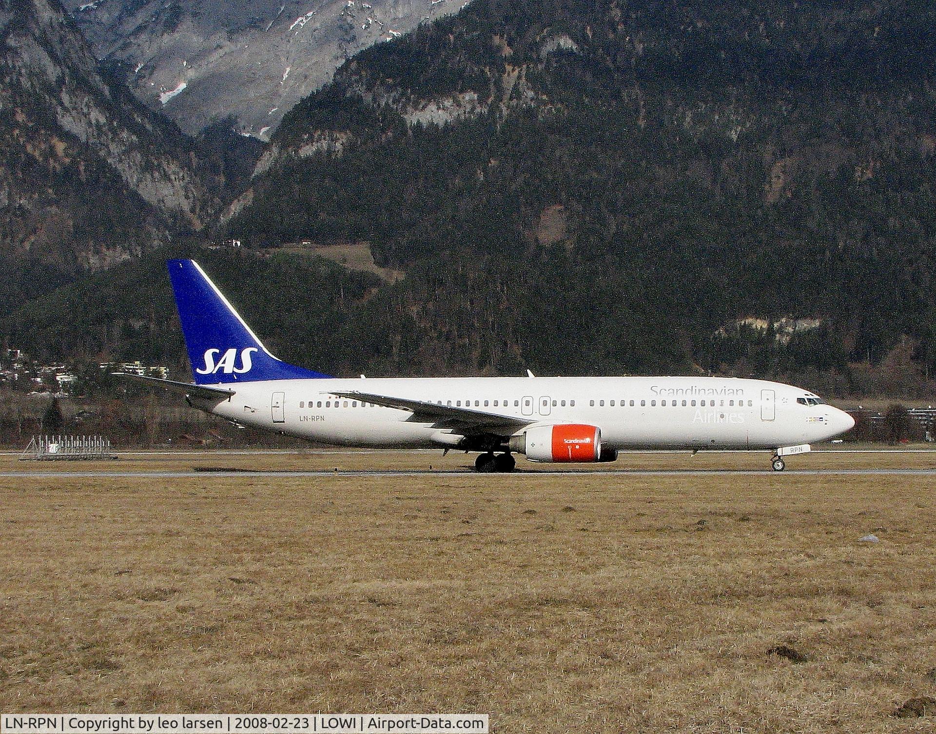 LN-RPN, 2000 Boeing 737-883 C/N 30470, Innsbruck 23.2.2008