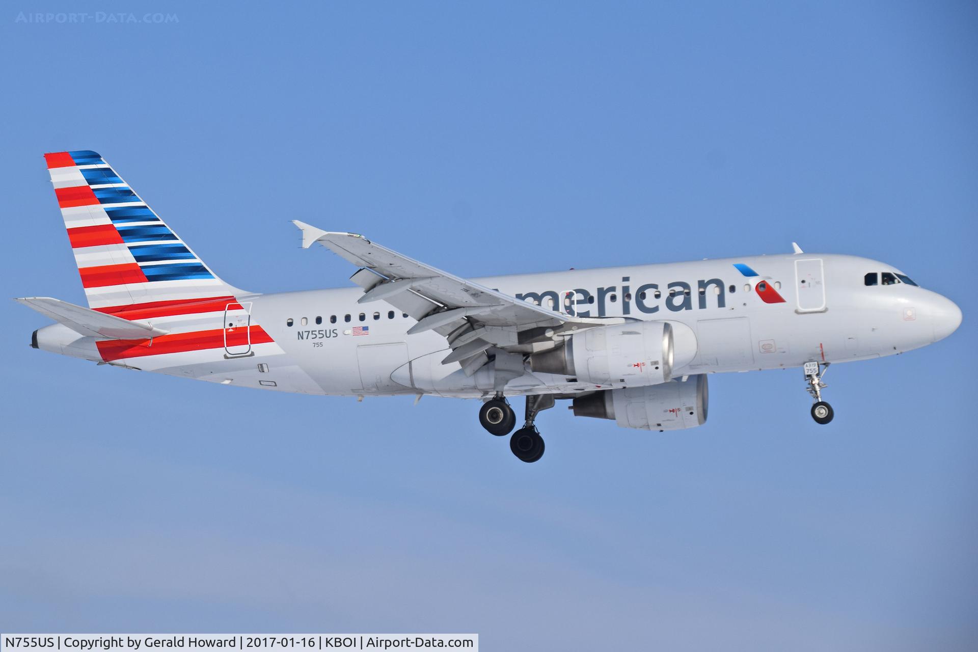N755US, 2000 Airbus A319-112 C/N 1331, Landing RWY 10L.