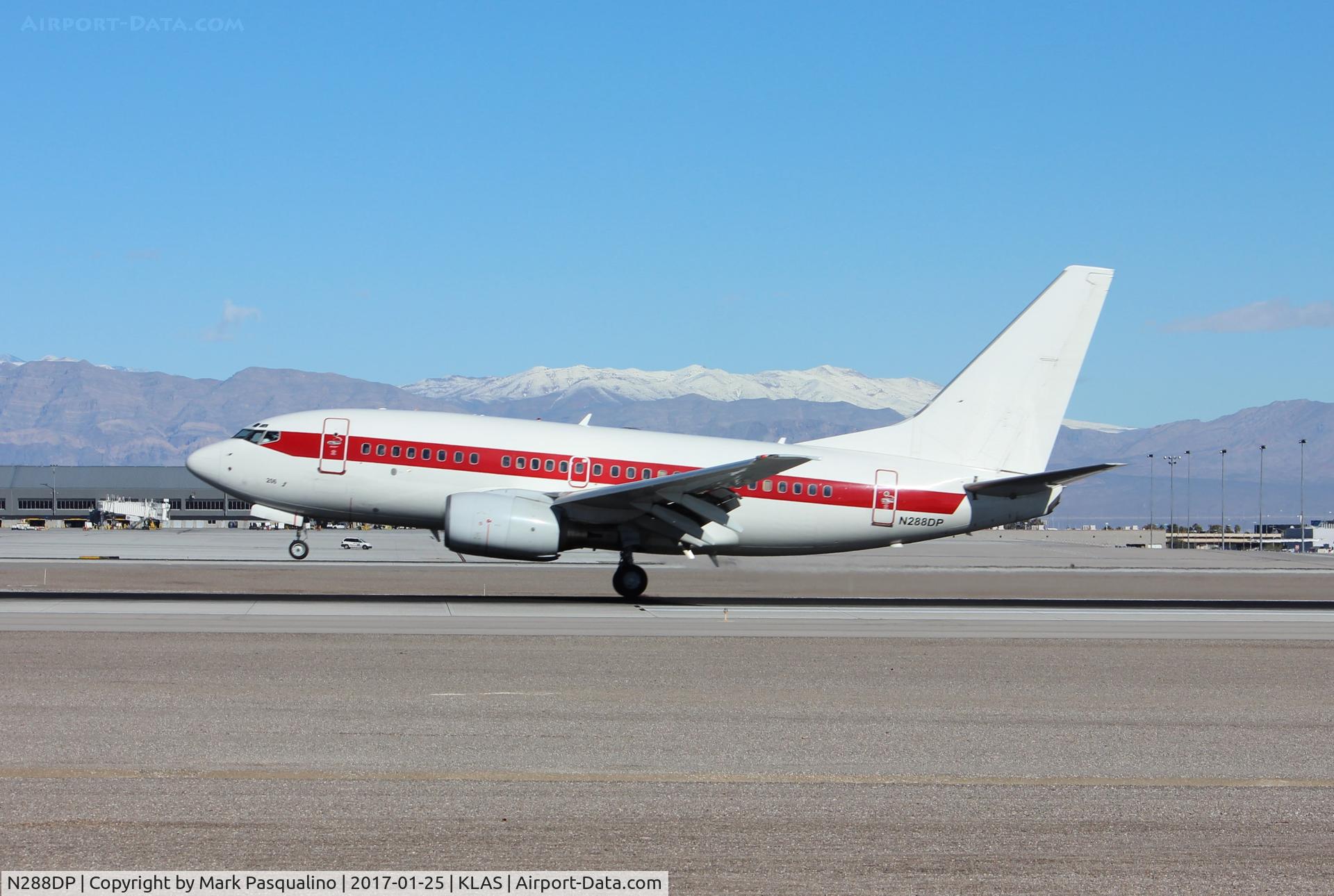 N288DP, 2003 Boeing 737-66N C/N 29892, Boeing 737-600