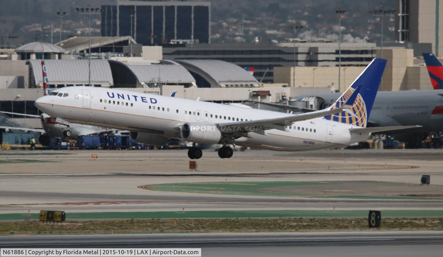 N61886, 2015 Boeing 737-924/ER C/N 42190, United