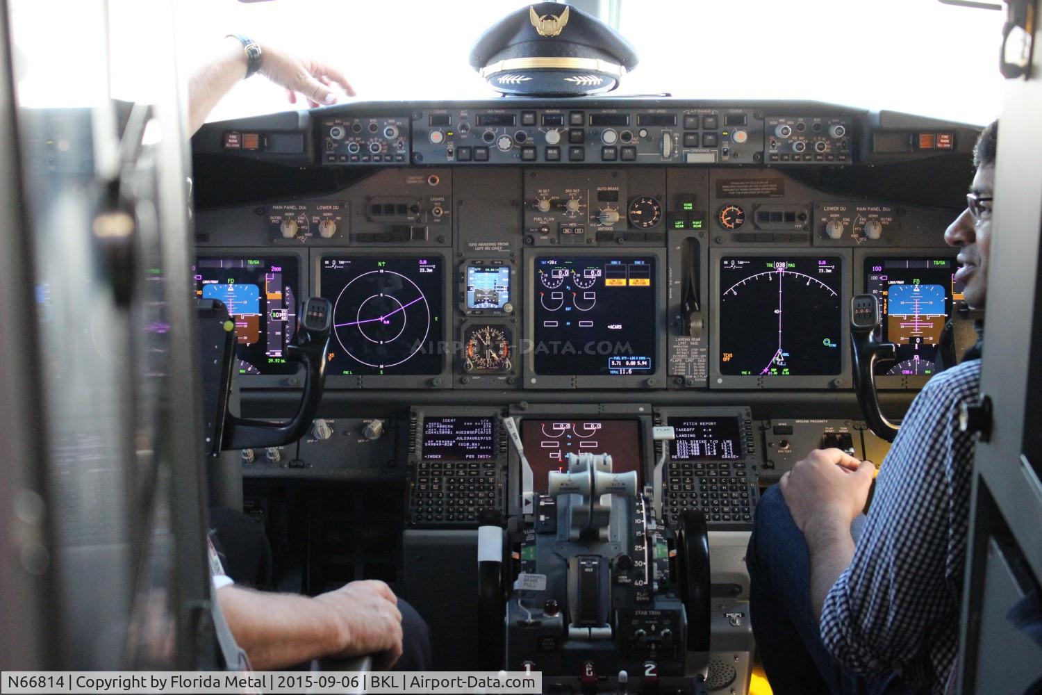 N66814, 2014 Boeing 737-924/ER C/N 42745, United