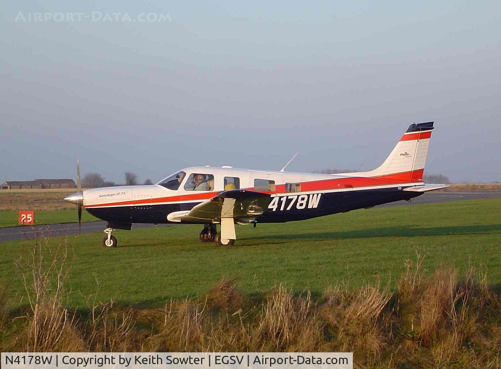 N4178W, 2000 Piper PA-32R-301T Turbo Saratoga C/N 3257178, Old Buckenham Airfield