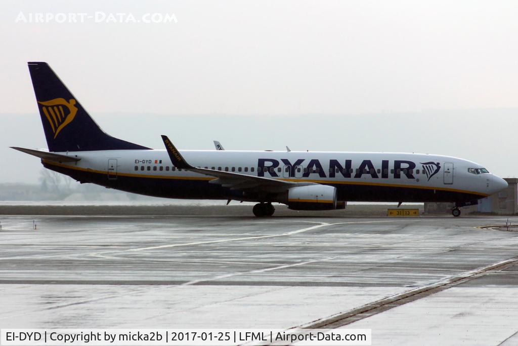 EI-DYD, 2008 Boeing 737-8AS C/N 33632, Taxiing