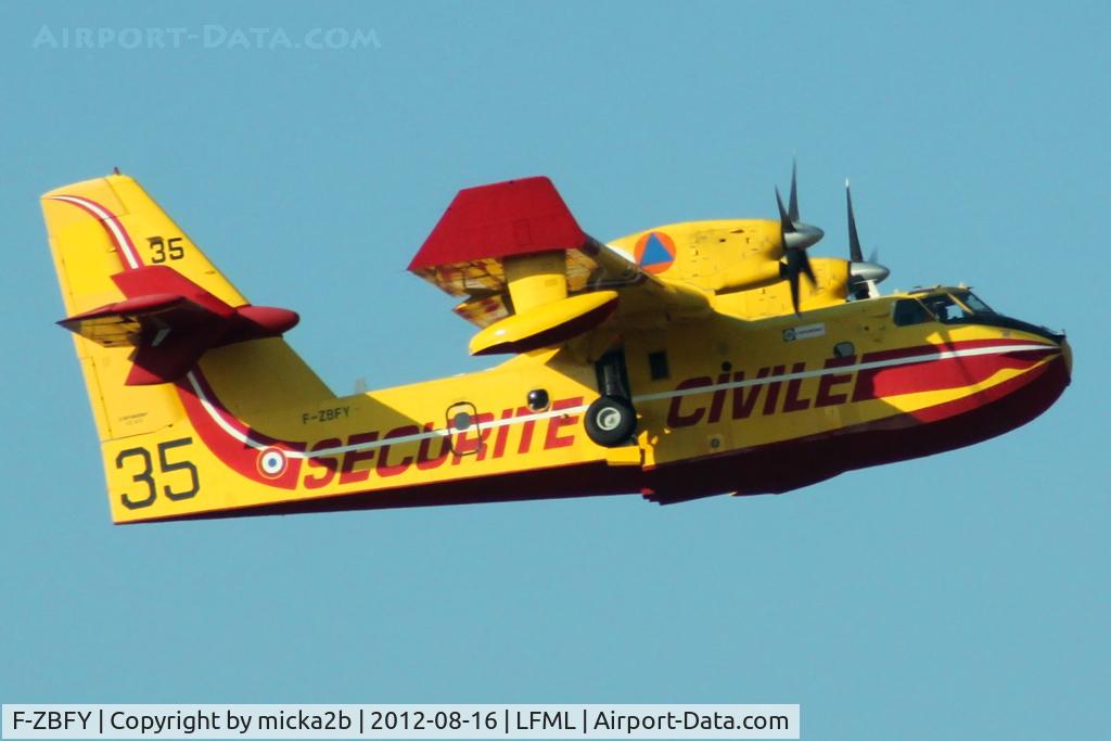 F-ZBFY, Canadair CL-215-6B11 CL-415 C/N 2010, Take off