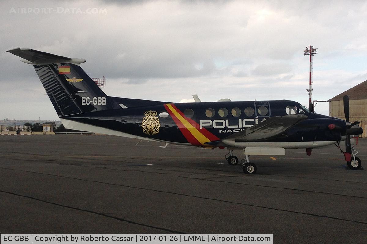 EC-GBB, 1976 Beech 200 Super King Air C/N BB-182, Park 2