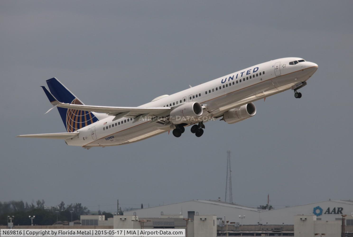N69816, 2014 Boeing 737-924/ER C/N 42176, United
