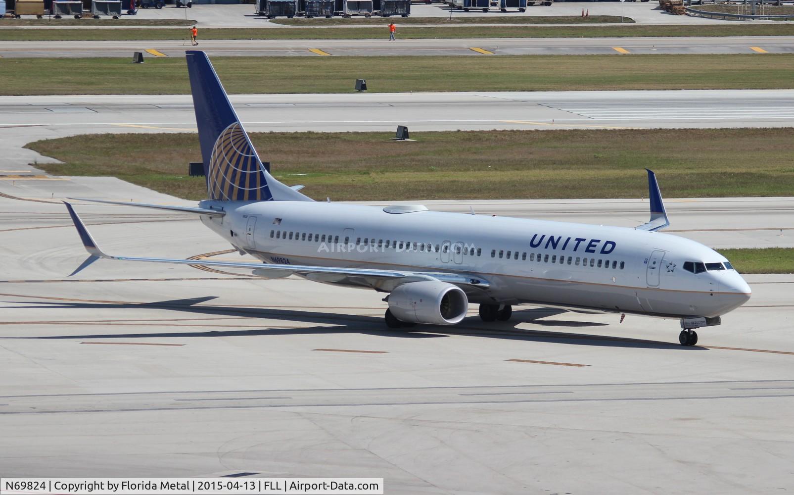 N69824, 2014 Boeing 737-924/ER C/N 42179, United