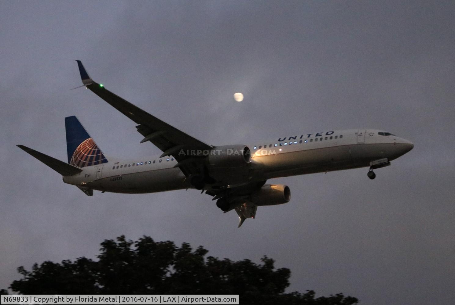 N69833, 2014 Boeing 737-924/ER C/N 44565, United