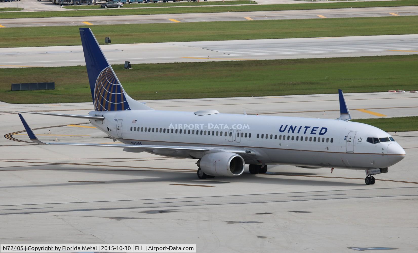 N72405, 2001 Boeing 737-924 C/N 30122, United
