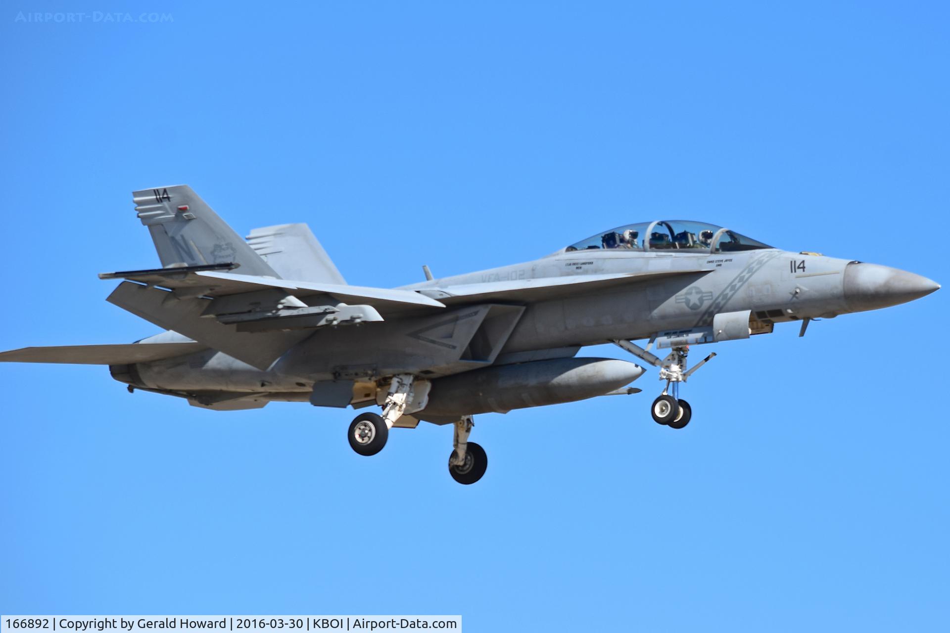 166892, Boeing F/A-18F Super Hornet C/N F222, Landing RWY 10R. VAF-102 “Diamondbacks”,  NAF Atsugi, Japan (CVW-5  USS Ronald Reagan)