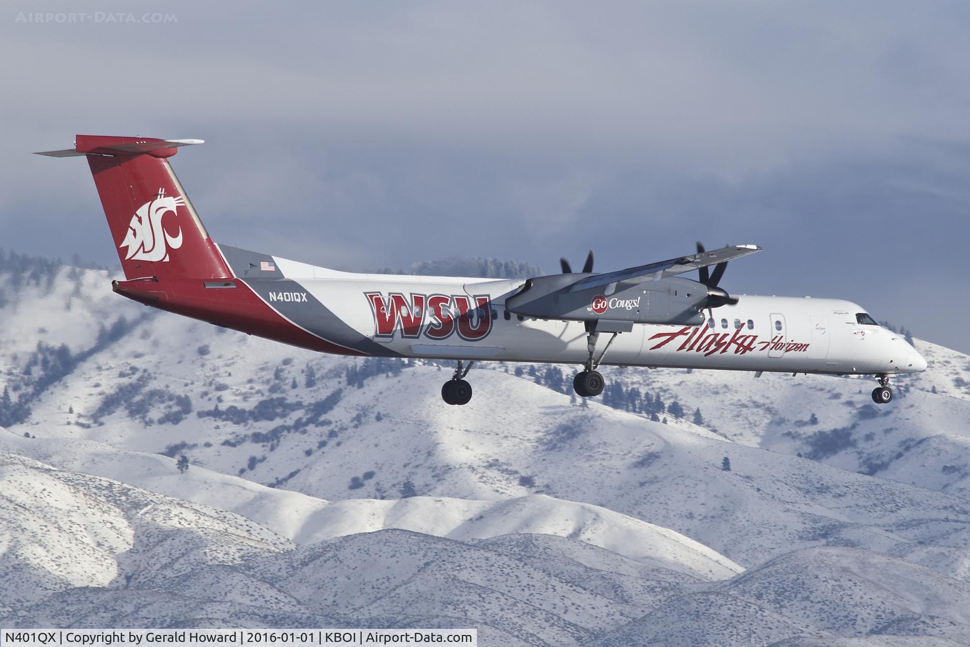 N401QX, 2001 De Havilland Canada DHC-8-402 Dash 8 C/N 4031, Landing RWY 10L.