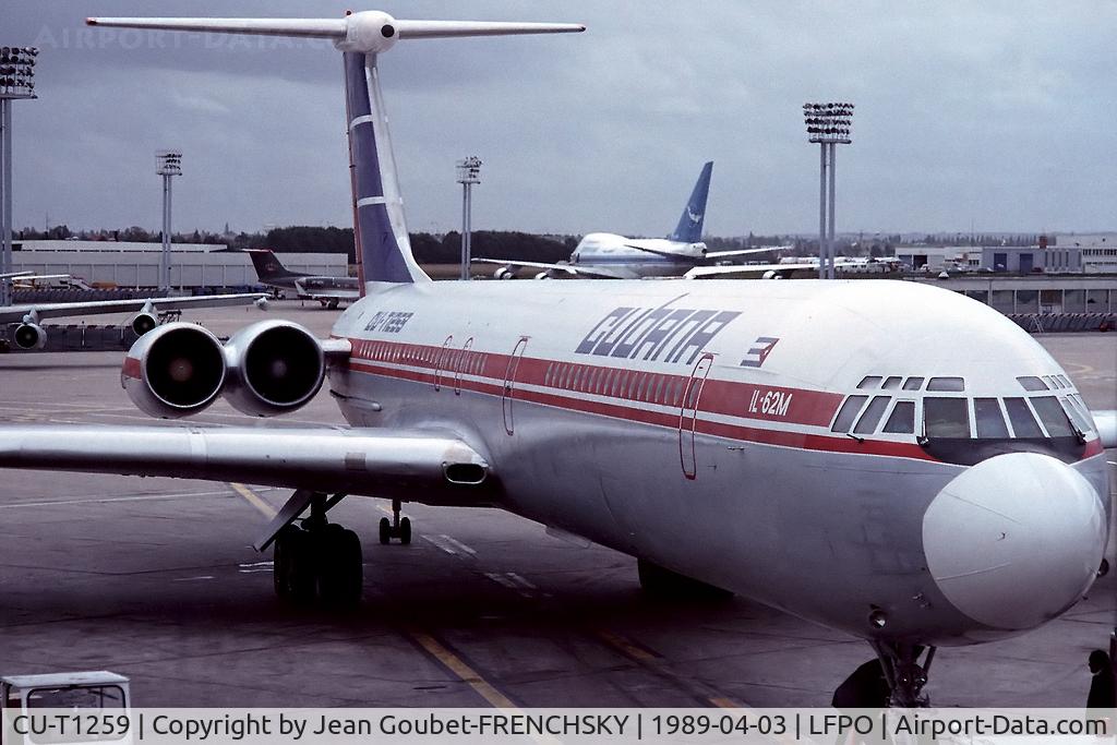 CU-T1259, 1984 Ilyushin Il-62M C/N 3445111, Cubana at Paris Orly south (Havana April 2011 and broken up)