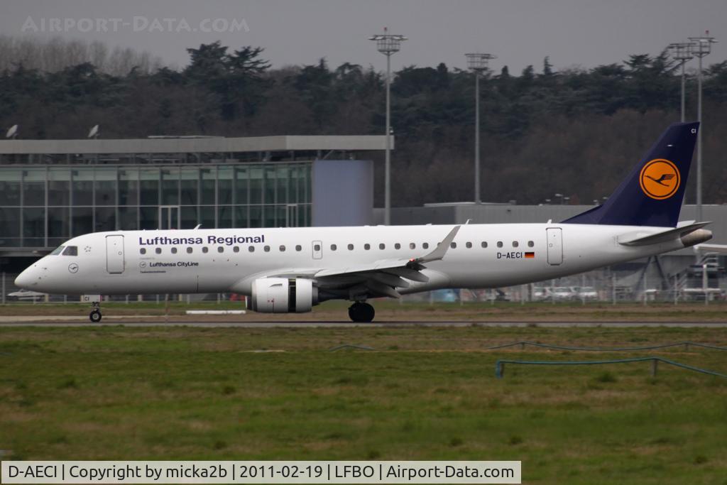 D-AECI, 2010 Embraer 190LR (ERJ-190-100LR) C/N 19000381, Taxiing