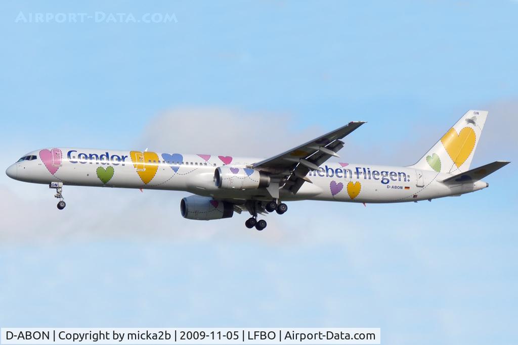 D-ABON, 2000 Boeing 757-330 C/N 29023, Landing