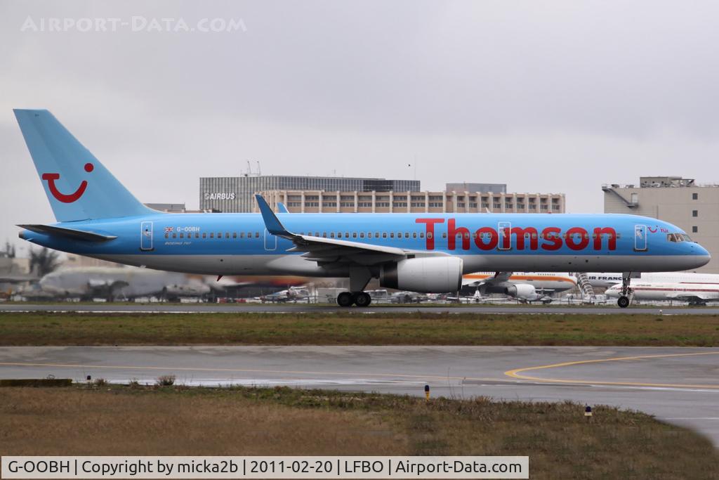 G-OOBH, 1999 Boeing 757-236 C/N 29944, Taxiing