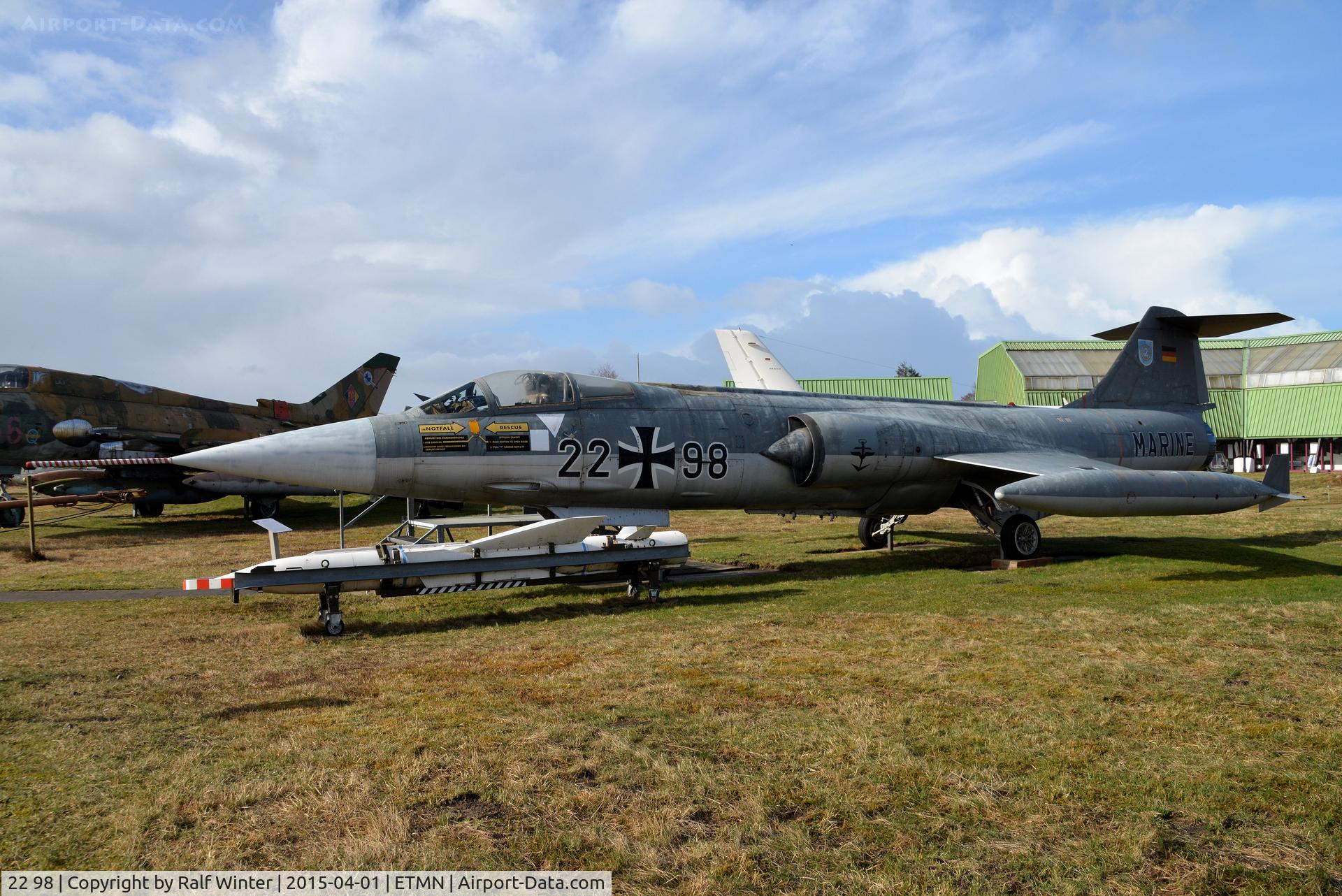22 98, Lockheed F-104G Starfighter C/N 683-7181, Lockheed MBB F-104G Starfighter - German Navy Aeronauticum - 22+98 - 04.2015 ETMN