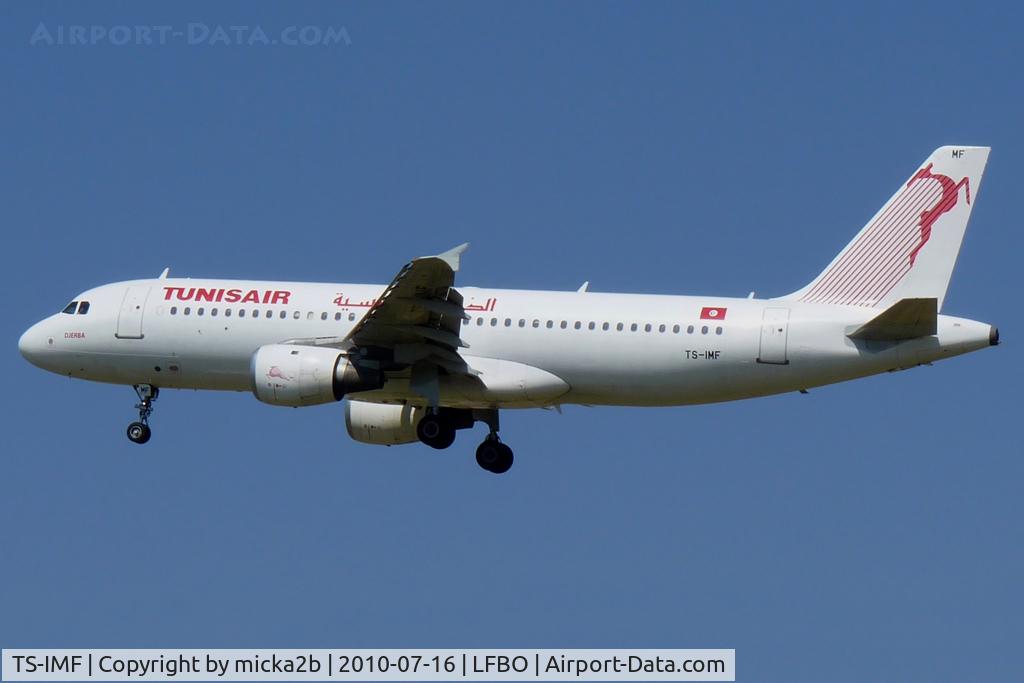 TS-IMF, 1992 Airbus A320-211 C/N 0370, Landing