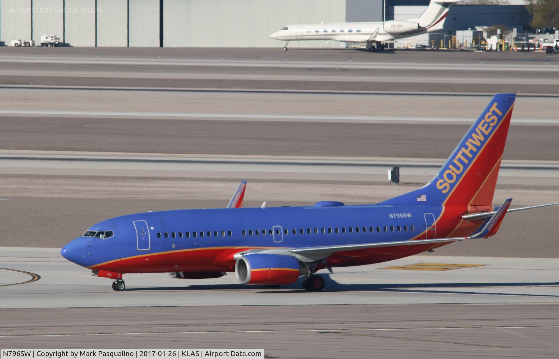 N796SW, 2001 Boeing 737-7H4 C/N 27889, Boeing 737-700