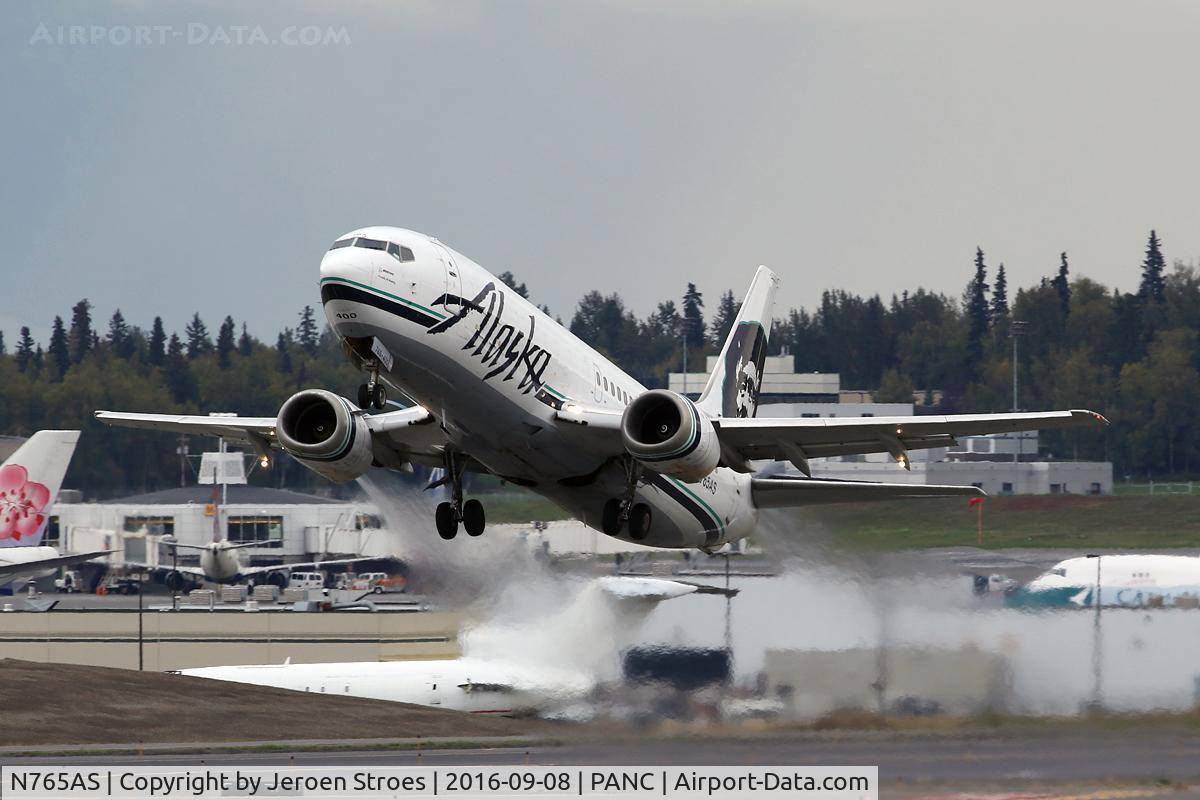 N765AS, 1992 Boeing 737-4Q8 C/N 25102, anchorage