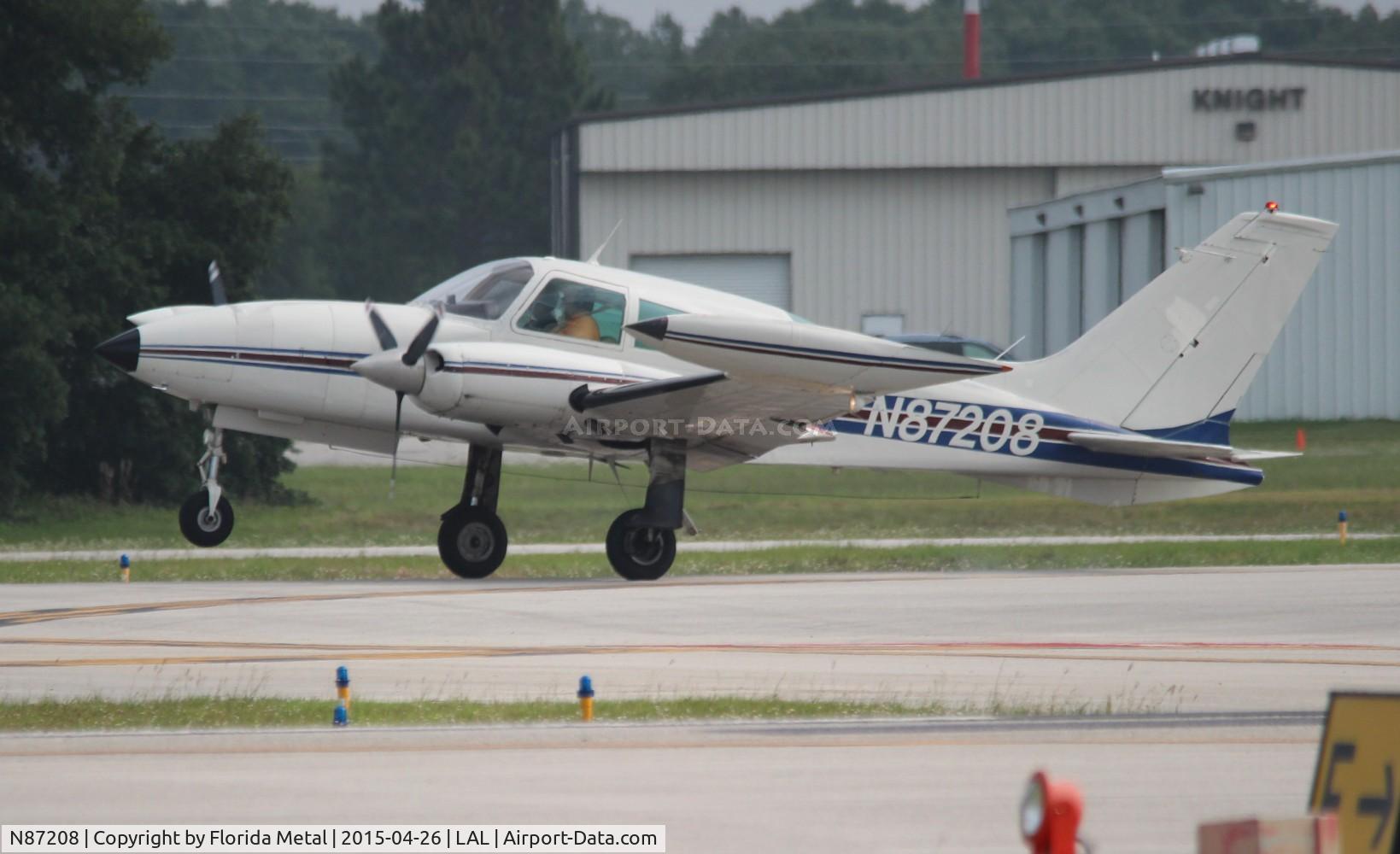 N87208, 1975 Cessna 310R C/N 310R0302, Cessna 310R