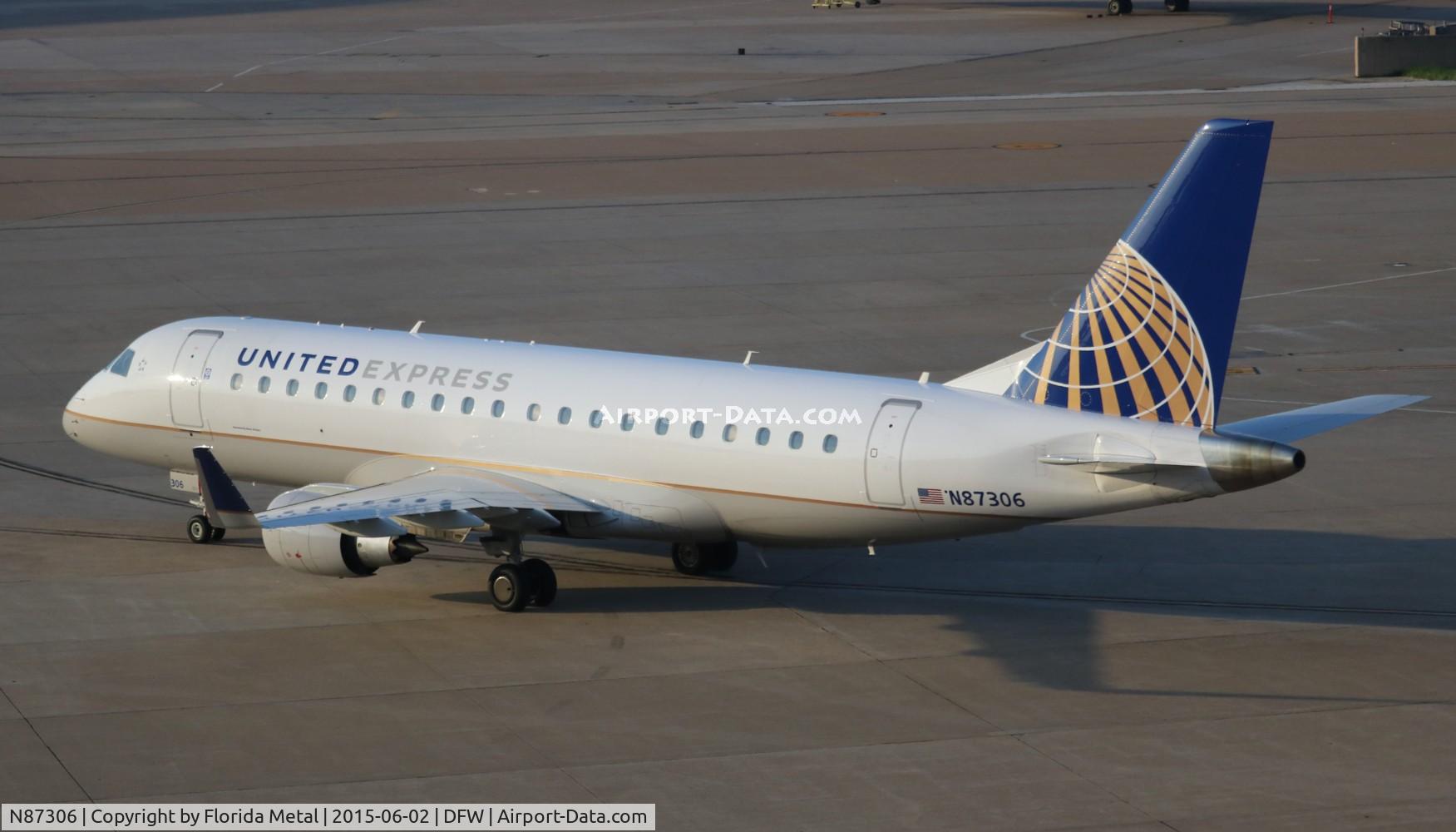 N87306, 2014 Embraer 175LR (ERJ-170-200LR) C/N 17000414, United Express