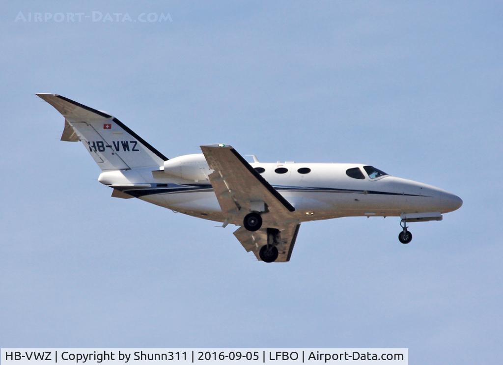 HB-VWZ, 2010 Cessna 510 Citation Mustang Citation Mustang C/N 510-0341, Landing rwy 32L