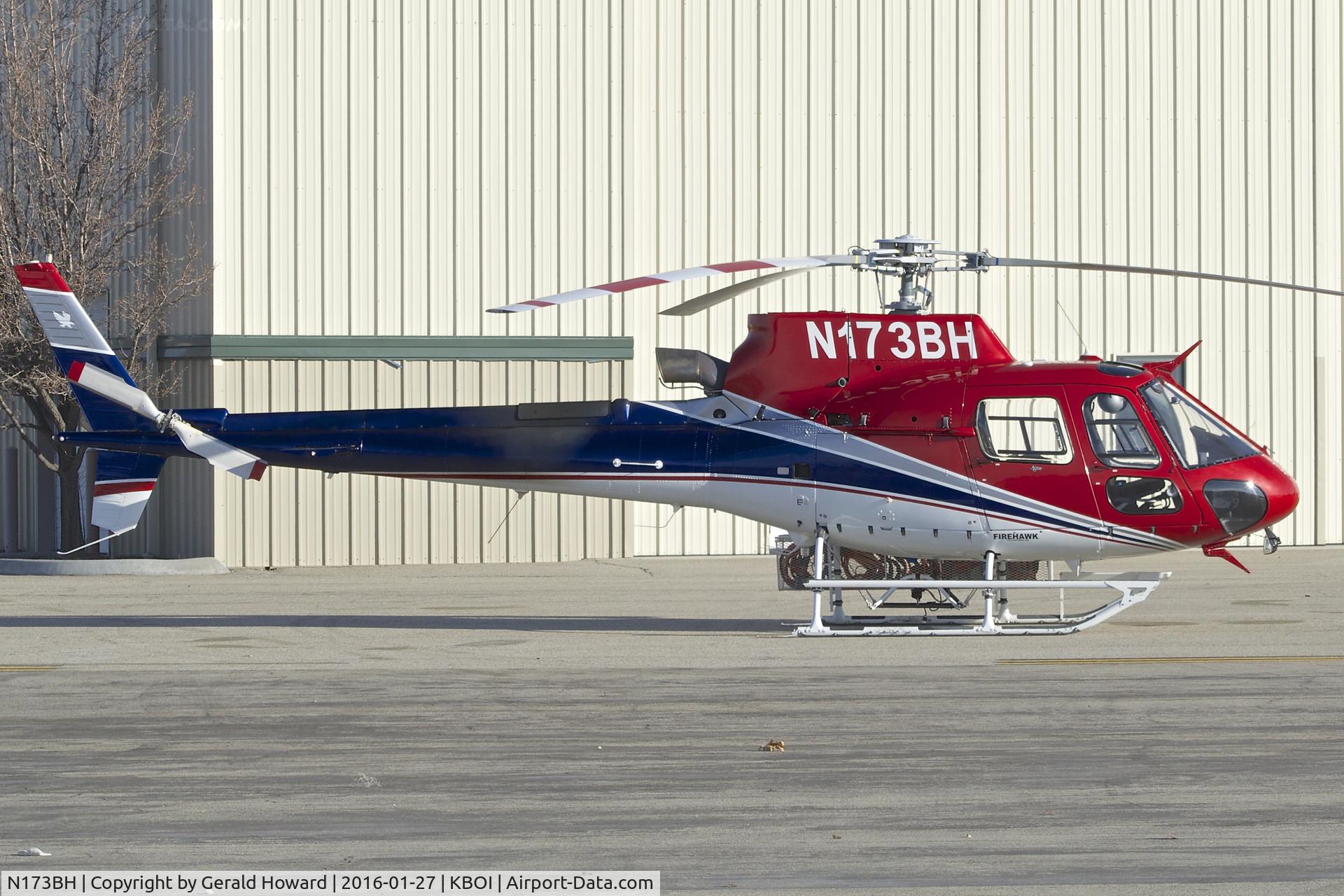N173BH, Eurocopter AS-350B-3 Ecureuil Ecureuil C/N 4614, Parked on Firehawk ramp.