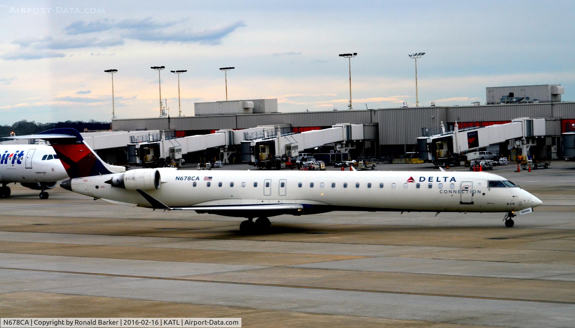 N678CA, 2007 Bombardier CRJ-900ER (CL-600-2D24) C/N 15125, Taxi Atlanta