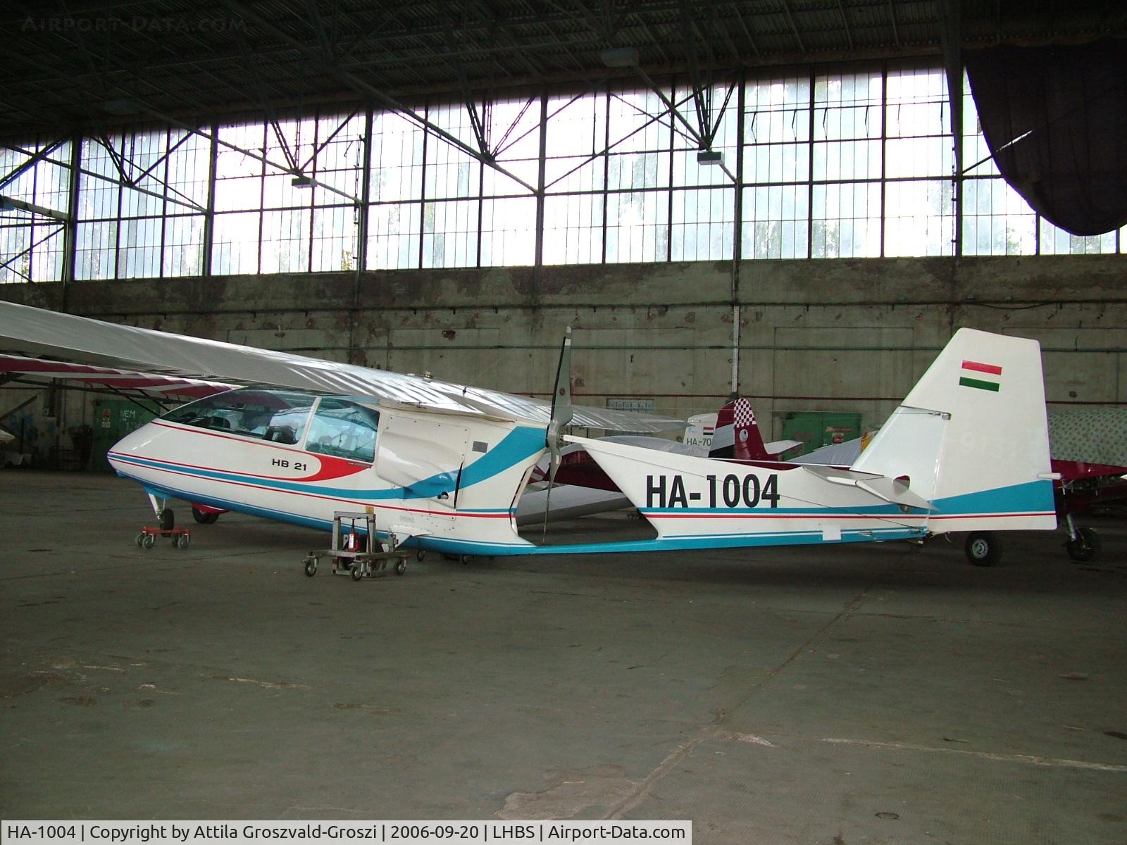 HA-1004, 1977 Brditschka HB-21 Movit C/N 21008, Budaörs Airport, Hungary