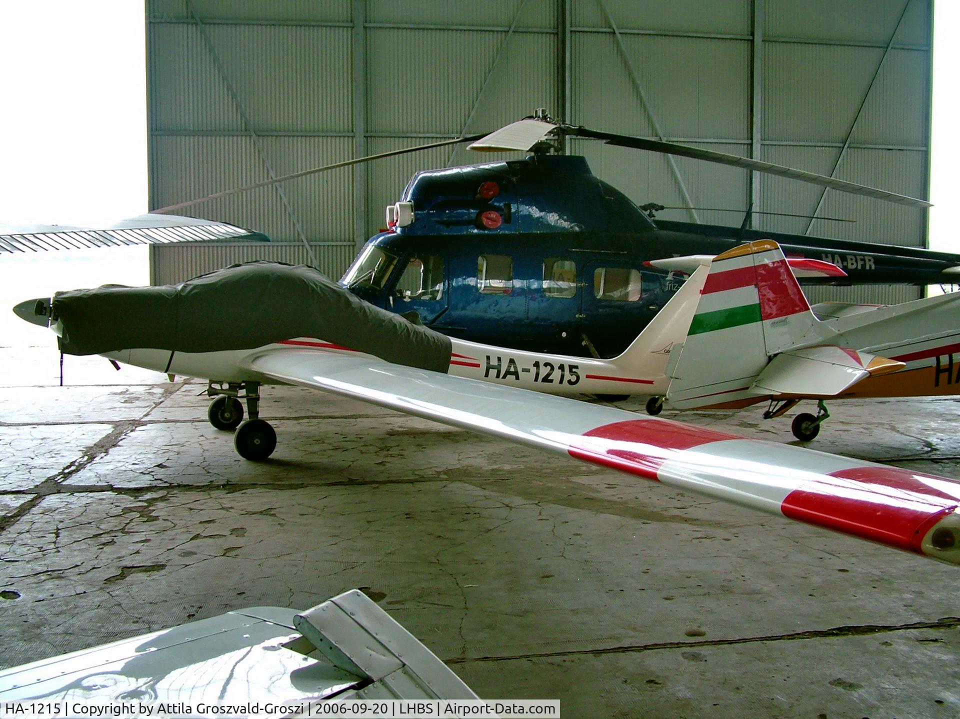 HA-1215, 1981 Grob G-109 C/N 6078, Budaörs Airport, Hungary