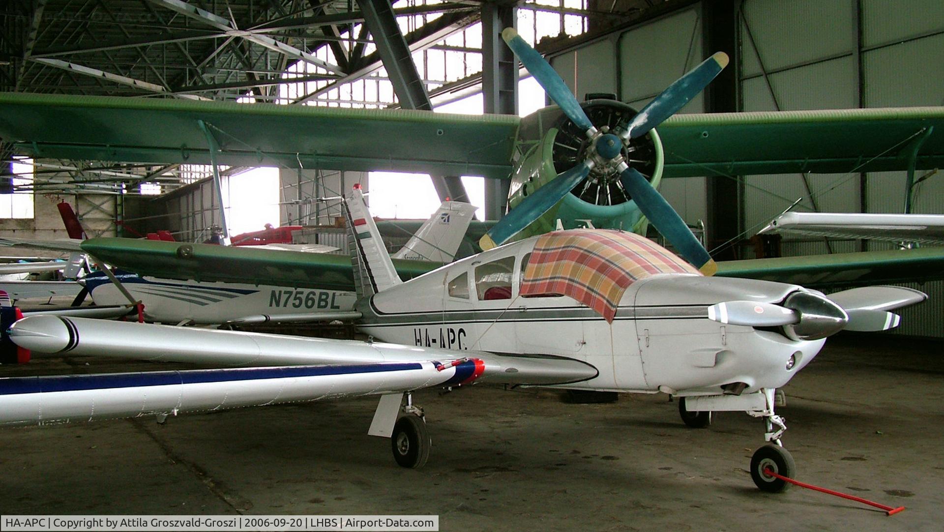 HA-APC, 1971 Piper PA-28R-200 Cherokee Arrow B C/N 28R-7135009, Budaörs Airport, Hungary