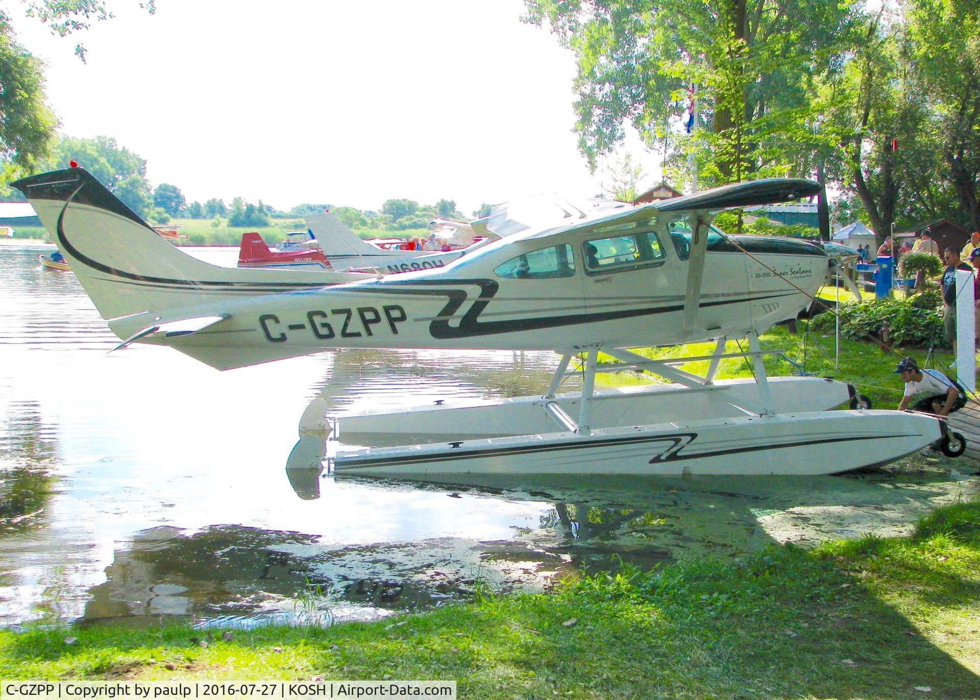 C-GZPP, 1986 Cessna 182R Skylane C/N 18268566, At Oshkosh.