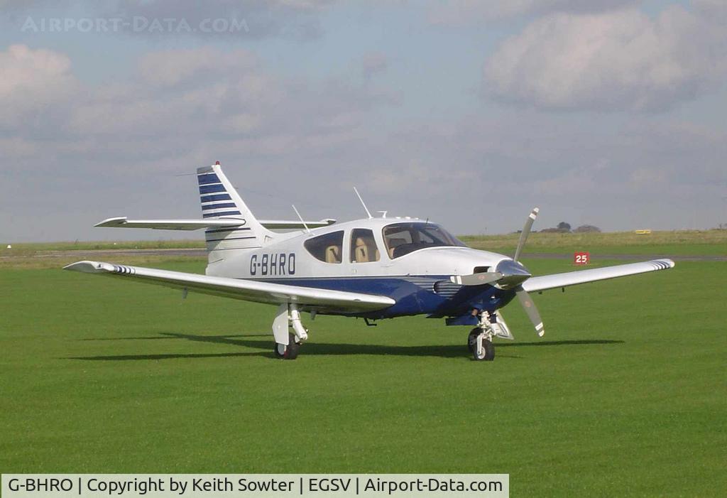 G-BHRO, 1975 Rockwell International 112 Commander C/N 364, Old Buckenham Airfield