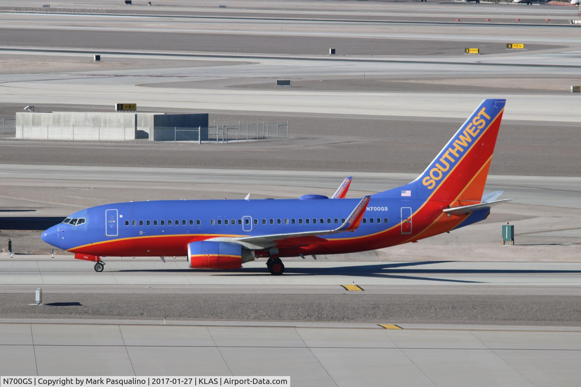 N700GS, 1997 Boeing 737-7H4 C/N 27835, Boeing 737-700