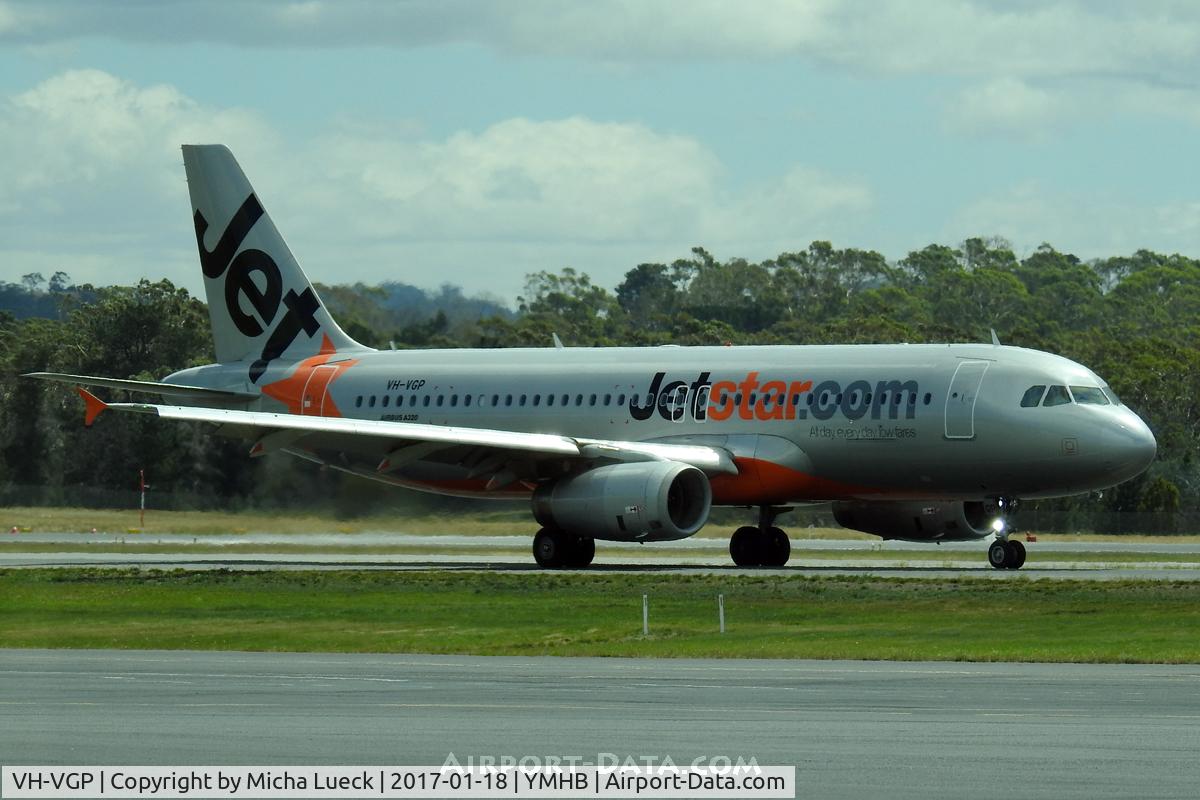 VH-VGP, 2010 Airbus A320-232 C/N 4343, At Hobart