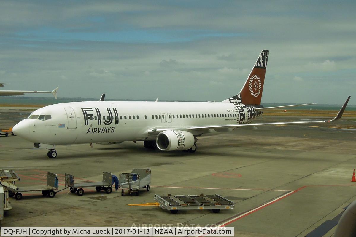 DQ-FJH, 1999 Boeing 737-8X2 C/N 29969, At Auckland