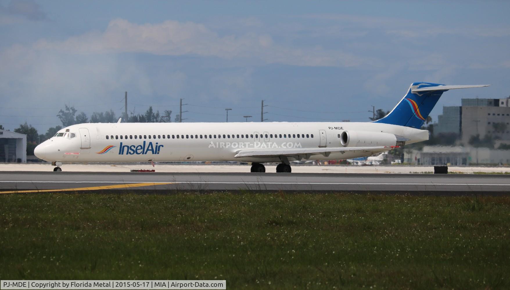 PJ-MDE, 1990 McDonnell Douglas MD-82 (DC-9-82) C/N 49971, Insel Air