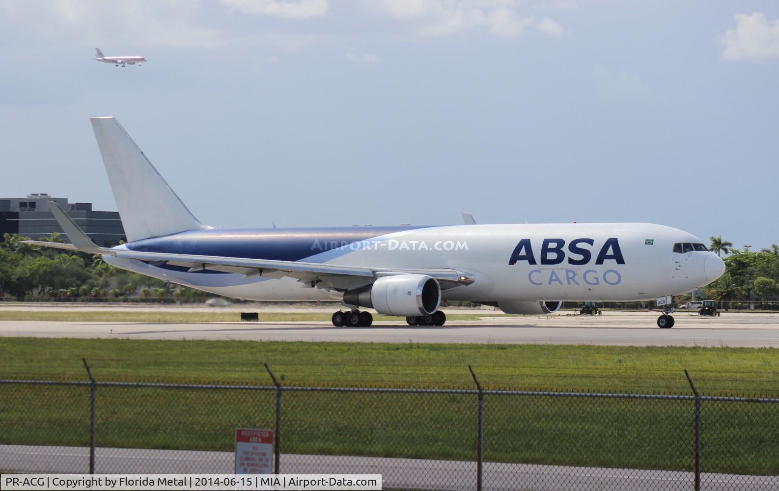 PR-ACG, 2000 Boeing 767-316F/ER C/N 30780, ABSA Cargo