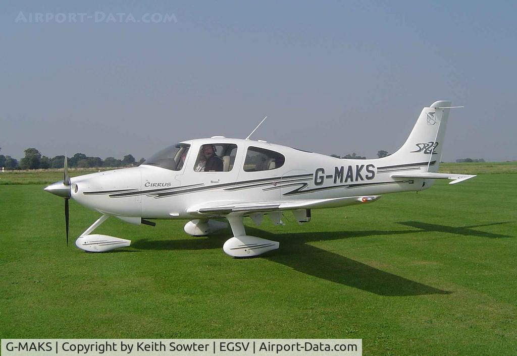 G-MAKS, 2002 Cirrus SR22 C/N 0367, Old Buckenham Airfield